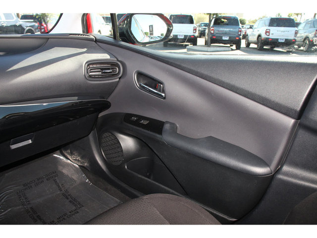 2019 Toyota Prius LE AWD-e