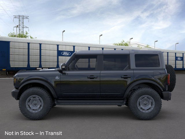 2025 Ford Bronco Outer Banks 4Dr 4WD