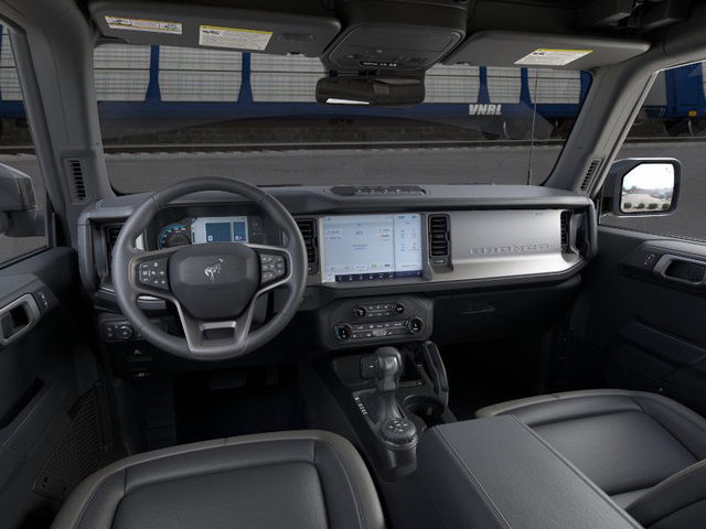 2025 Ford Bronco Outer Banks 4Dr 4WD