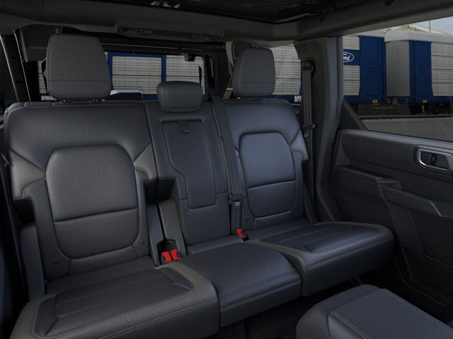 2025 Ford Bronco Outer Banks 4Dr 4WD