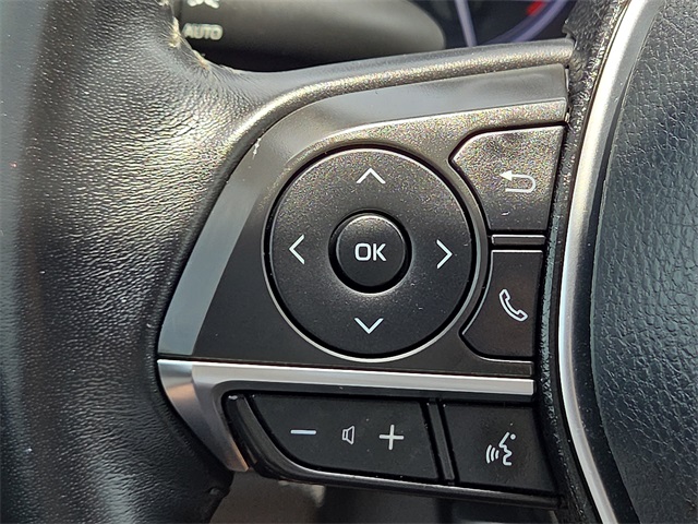 2020 Toyota Camry Hybrid XLE
