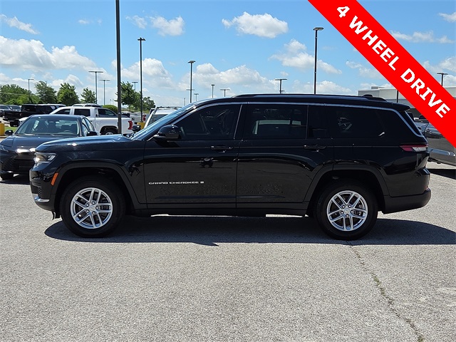 2023 Jeep Grand Cherokee Laredo 4WD L