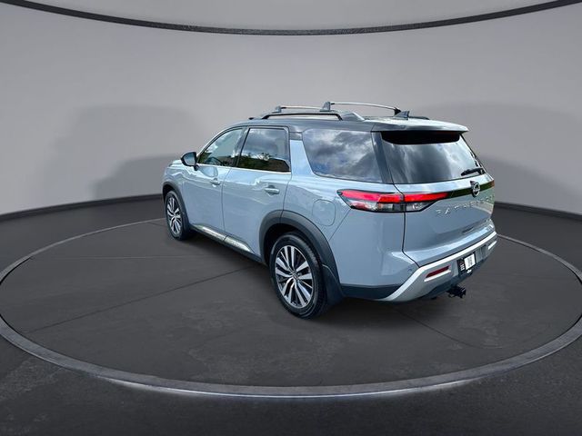 2022 Nissan Pathfinder Platinum