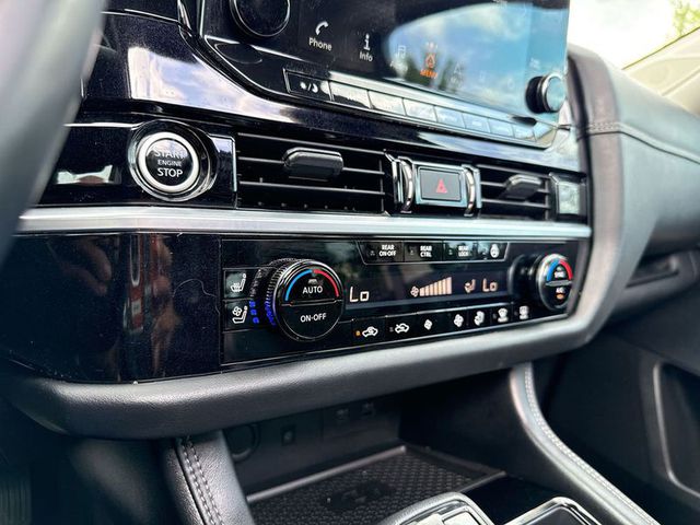 2022 Nissan Pathfinder Platinum