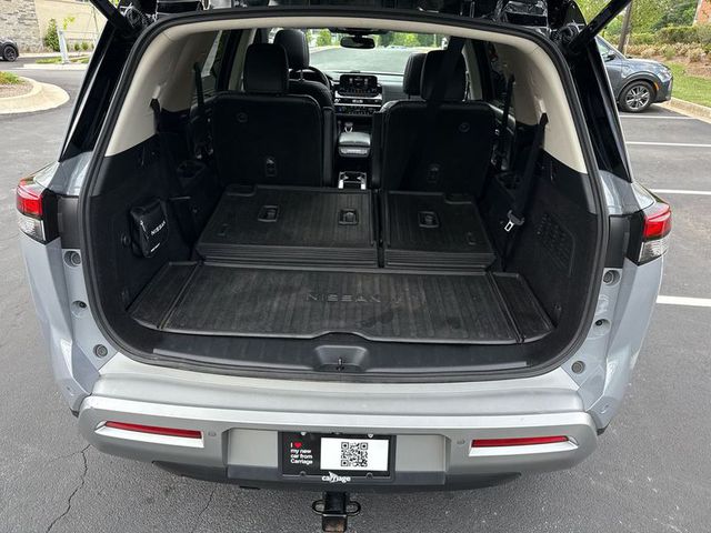 2022 Nissan Pathfinder Platinum
