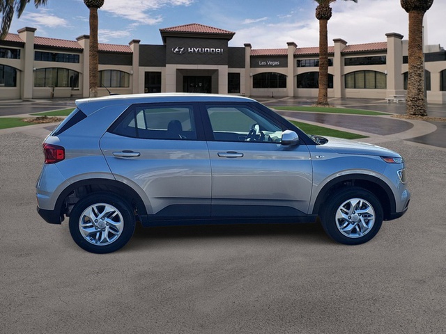 2024 Hyundai Venue SE