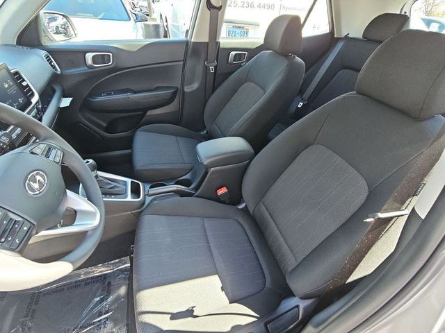 2024 Hyundai Venue SE