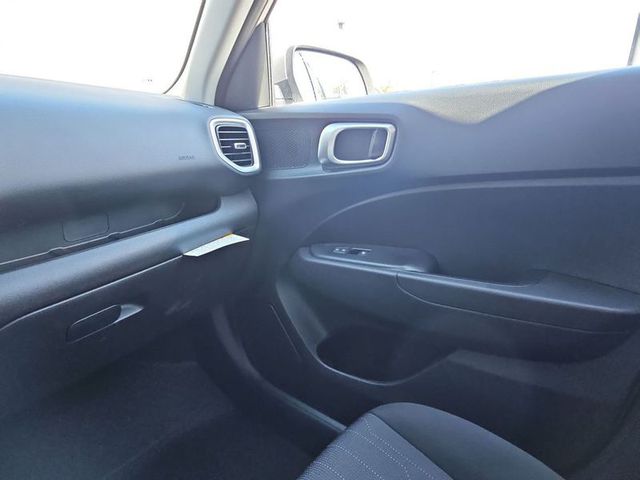 2024 Hyundai Venue SE