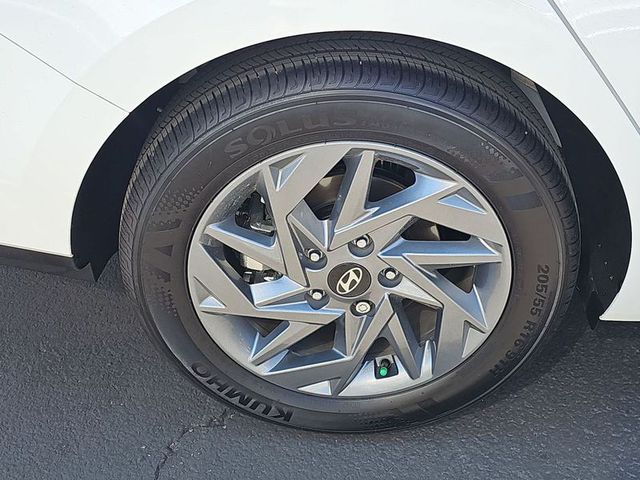 2024 Hyundai Elantra Hybrid Blue