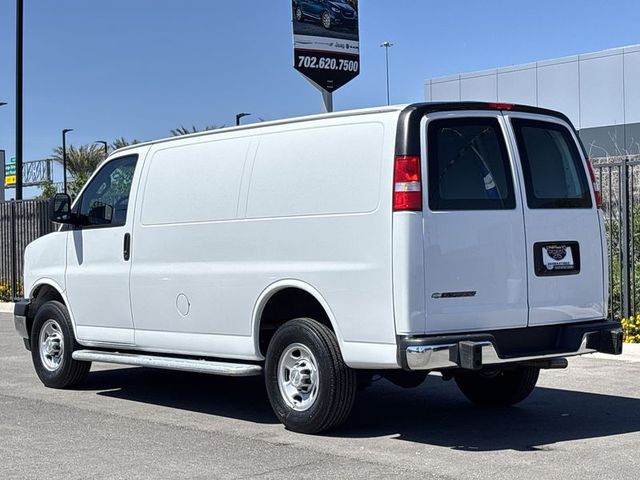 2022 Chevrolet Express 2500 135WB RWD