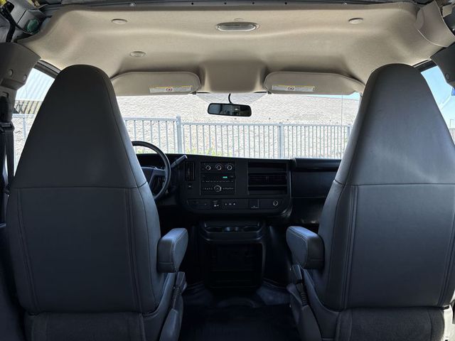 2022 Chevrolet Express 2500 135WB RWD