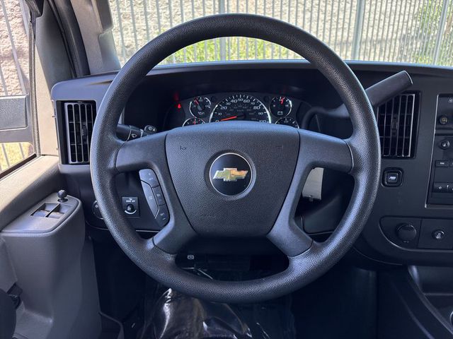 2022 Chevrolet Express 2500 135WB RWD