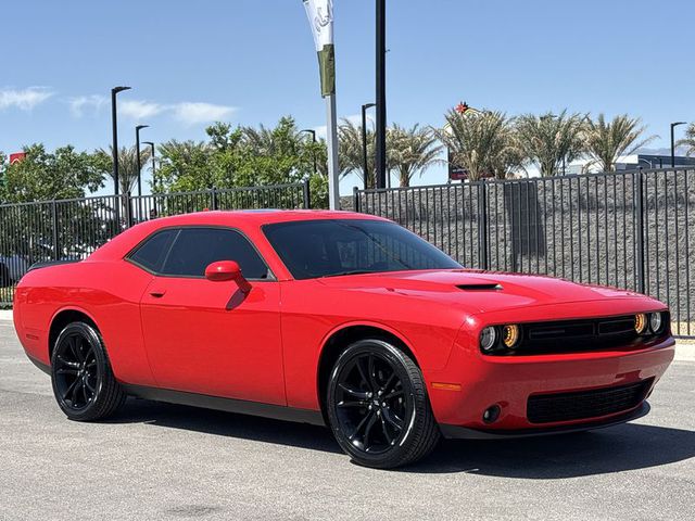 2018 Dodge Challenger SXT Plus