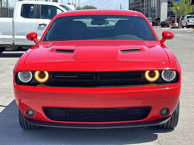 2018 Dodge Challenger SXT Plus
