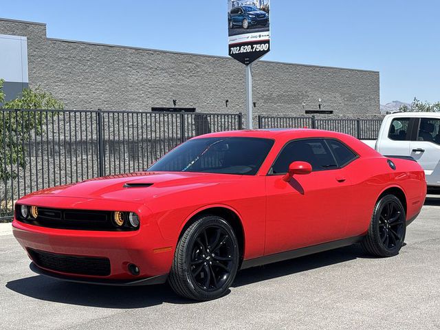 2018 Dodge Challenger SXT Plus