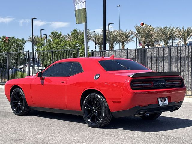 2018 Dodge Challenger SXT Plus