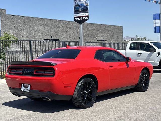 2018 Dodge Challenger SXT Plus