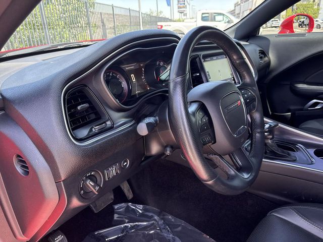 2018 Dodge Challenger SXT Plus
