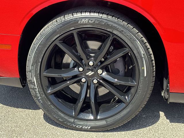 2018 Dodge Challenger SXT Plus