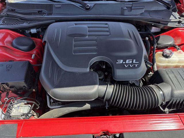 2018 Dodge Challenger SXT Plus