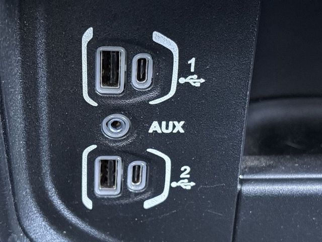 2024 Ram 3500 Big Horn 4WD 8ft Box