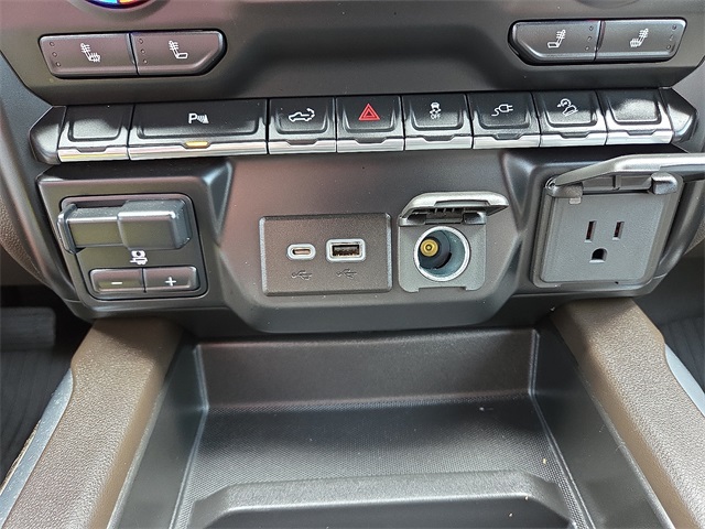 2022 Chevrolet Silverado 1500 LTD LT Trail Boss 4WD 147WB