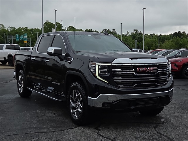 2023 GMC Sierra 1500 SLT 4WD 147WB