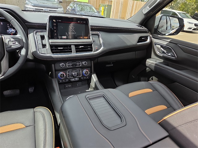 2024 GMC Yukon AT4 4WD