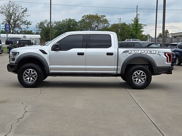 2017 Ford F-150 Raptor 4WD 5.5ft Box