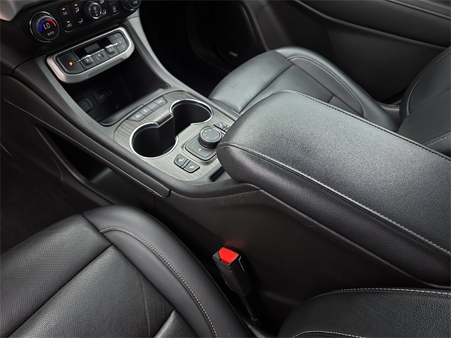 2023 GMC Acadia SLT AWD