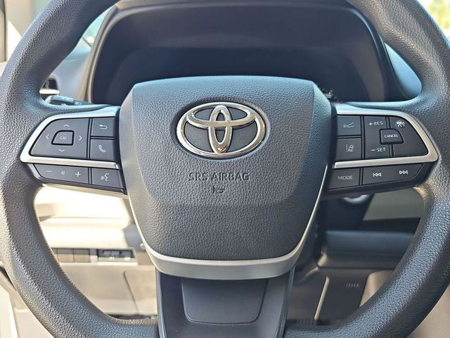 2021 Toyota Sienna Hybrid LE FWD 8-Pass