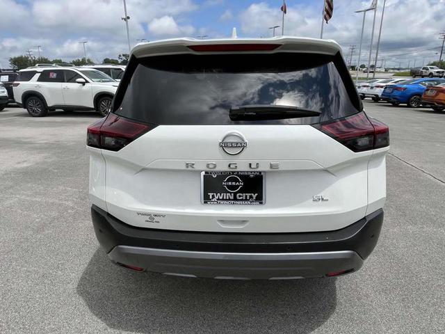 2023 Nissan Rogue SL FWD