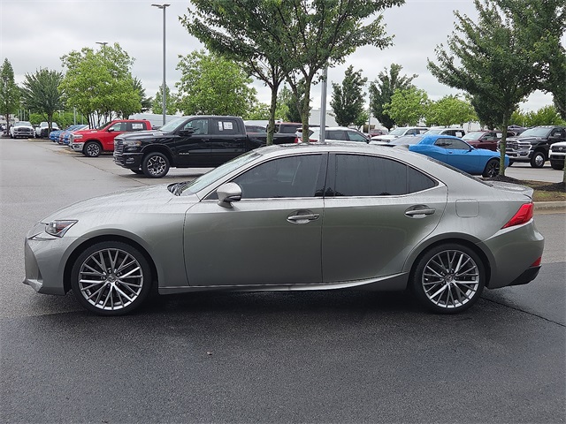 2018 Lexus IS300 RWD