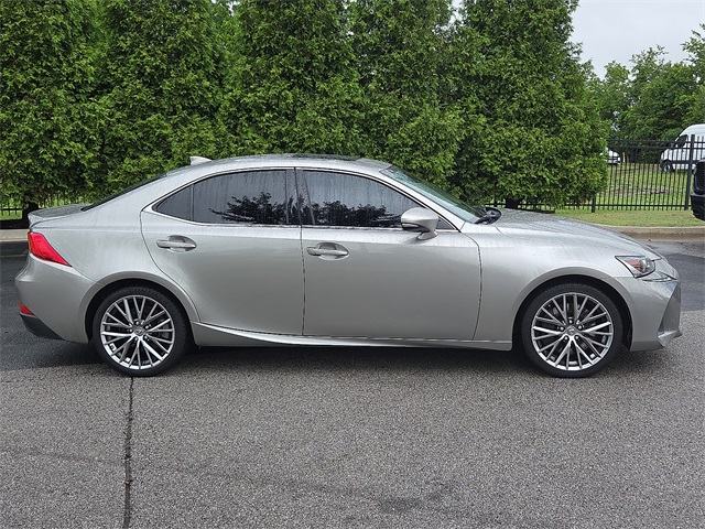 2018 Lexus IS300 RWD