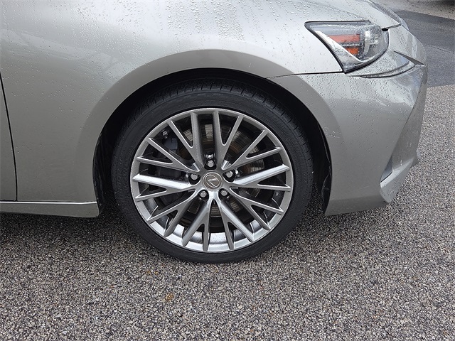 2018 Lexus IS300 RWD