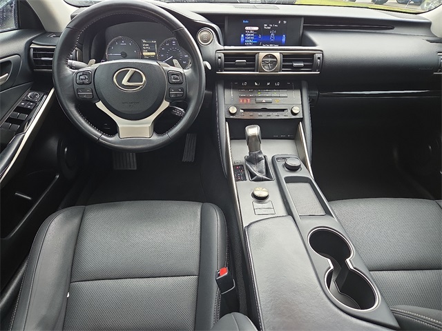 2018 Lexus IS300 RWD