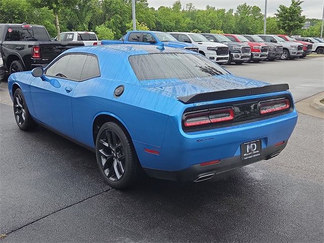 2023 Dodge Challenger SXT RWD