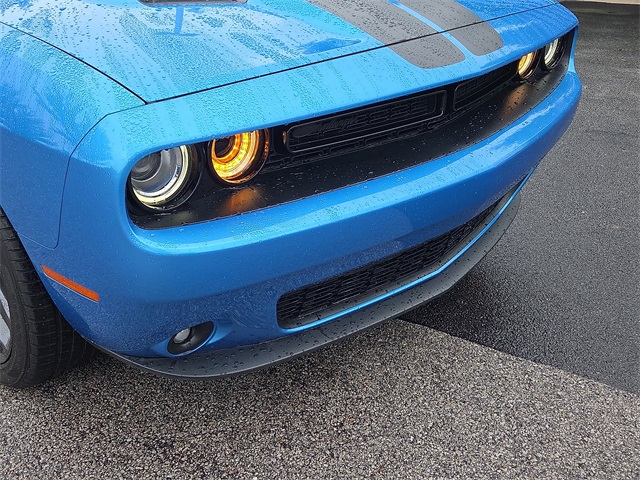 2023 Dodge Challenger SXT RWD