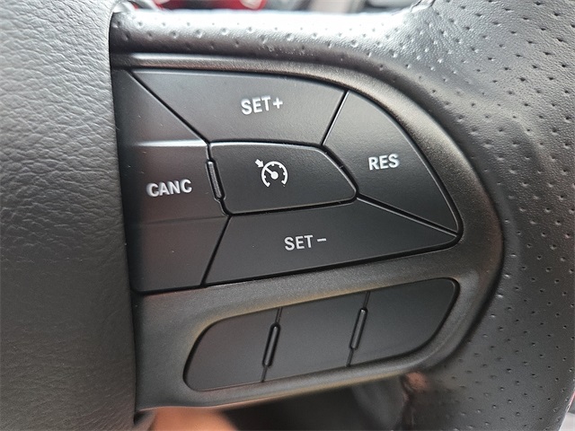 2023 Dodge Challenger SXT RWD