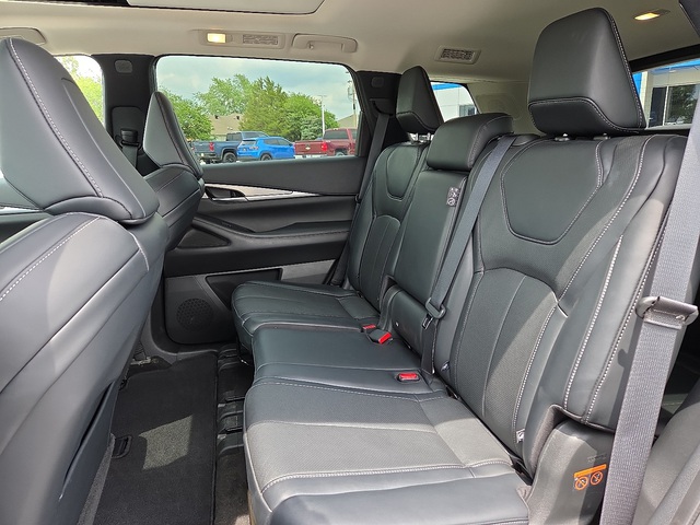 2023 INFINITI QX60 LUXE AWD