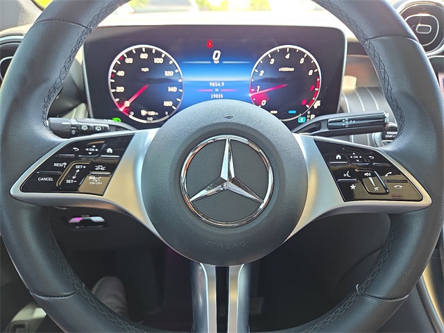 2023 Mercedes-Benz GLC-Class GLC300