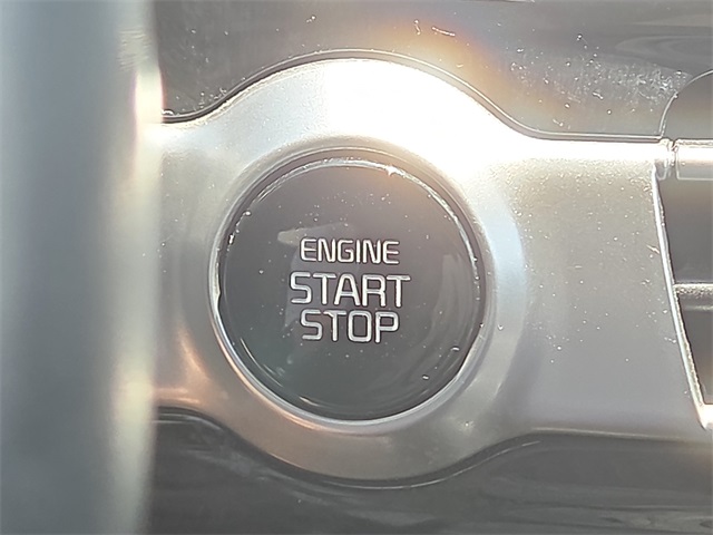 2023 Kia Seltos S FWD