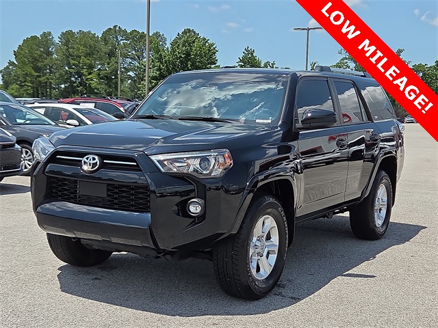 2024 Toyota 4Runner SR5 4WD