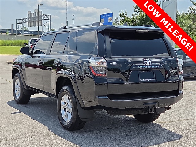2024 Toyota 4Runner SR5 4WD
