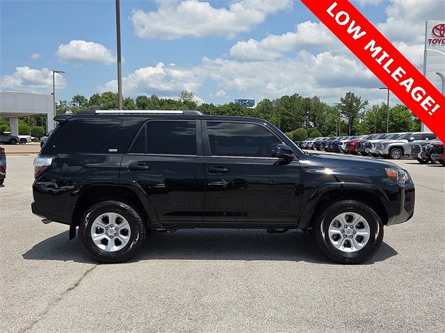 2024 Toyota 4Runner SR5 4WD