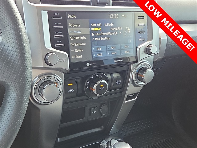 2024 Toyota 4Runner SR5 4WD