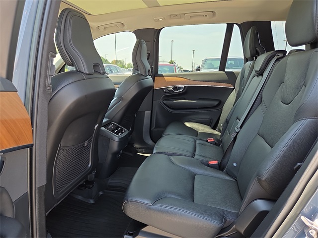 2023 Volvo XC90 B6 AWD Plus 7P
