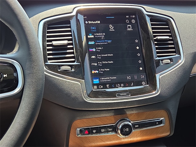 2023 Volvo XC90 B6 AWD Plus 7P