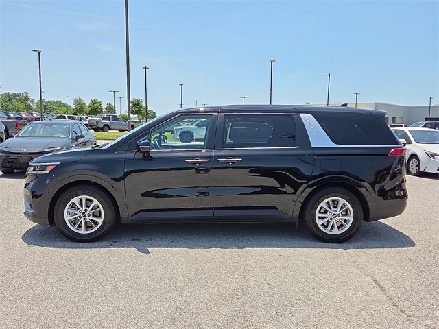 2024 Kia Carnival LX FWD w/Seat Pkg