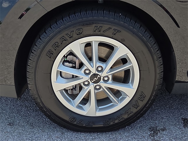 2024 Kia Carnival LX FWD w/Seat Pkg